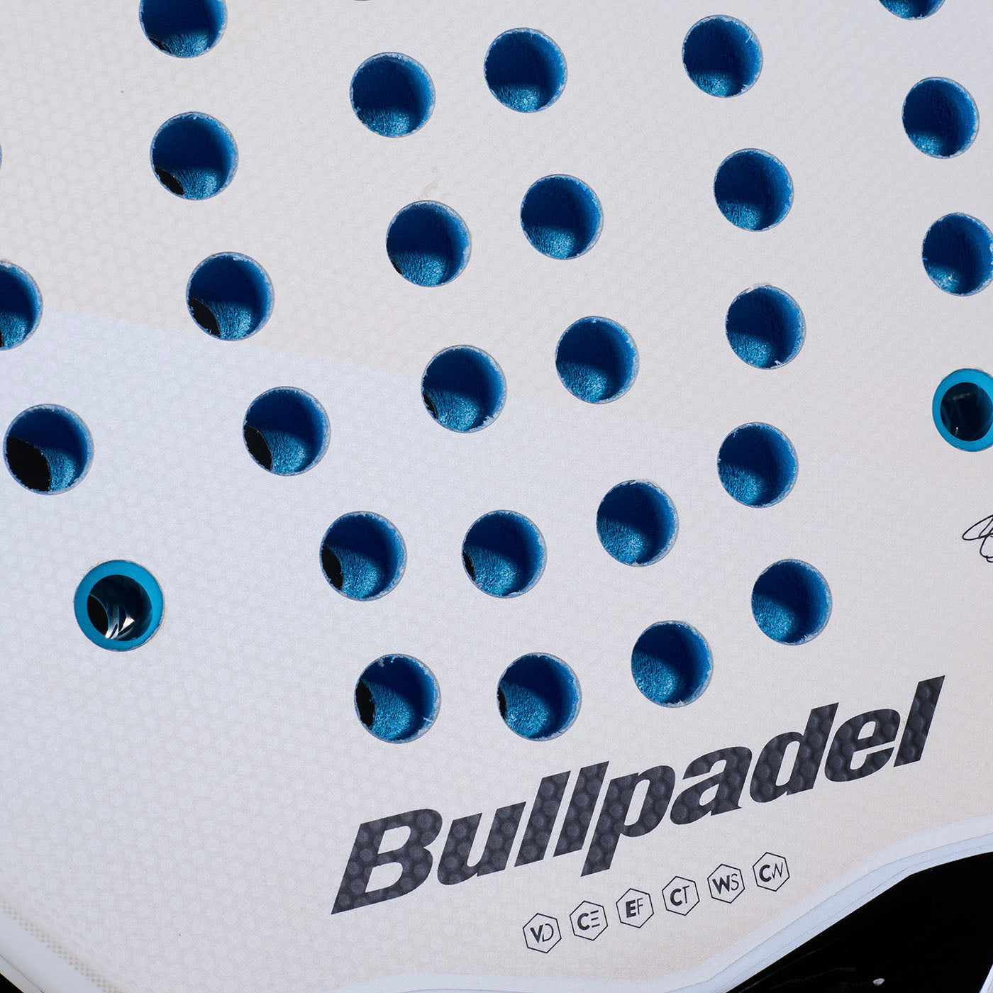 Bullpadel Neuron Cloud